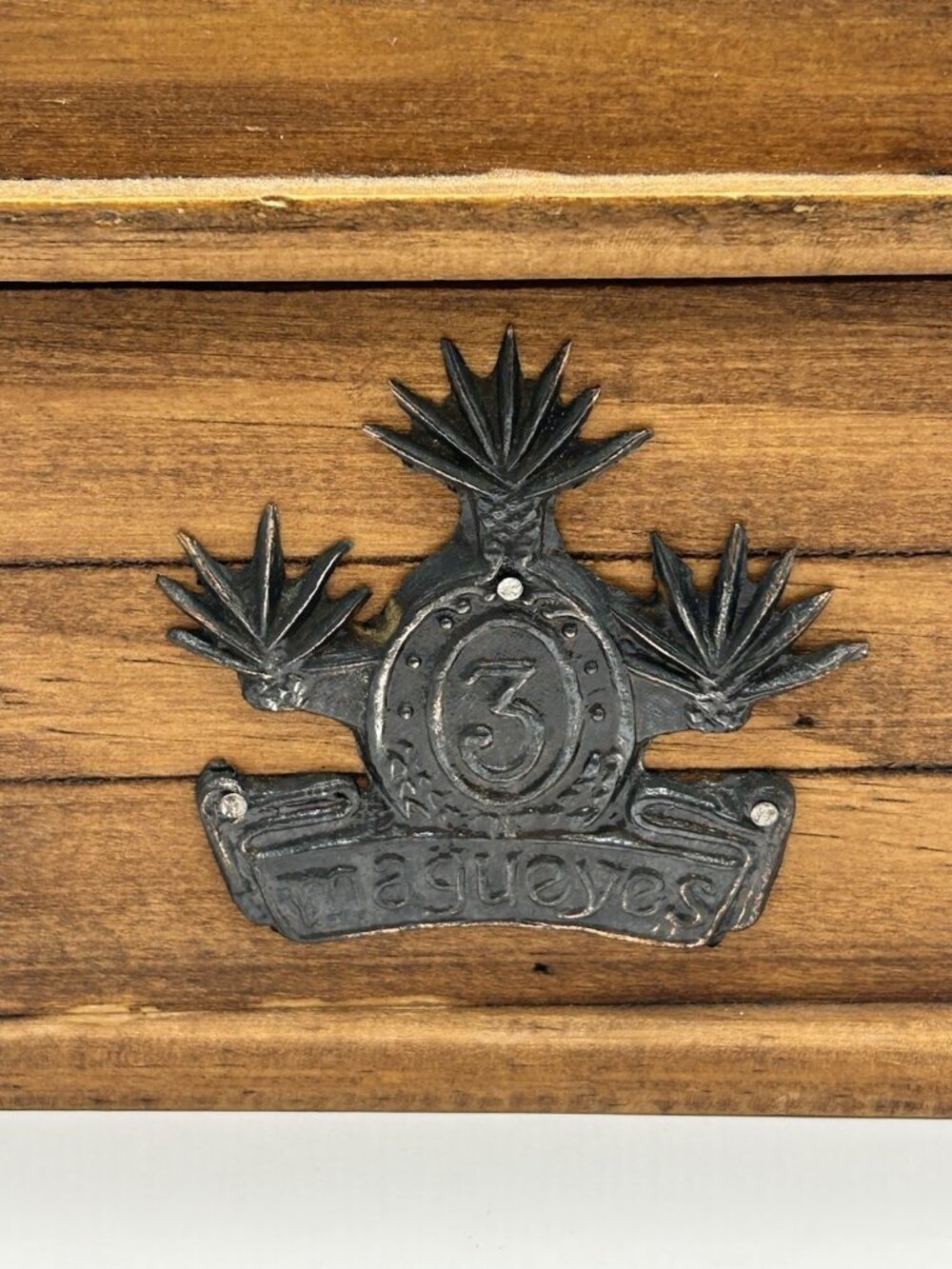 Vintage 3 Magueyes Wooden Box Chest Dome Lid Rustic Primitive Decor Jewelry Box - Picture 4 of 14